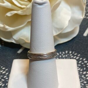 Elegant 10k (Solid) White and Yellow Gold Ring